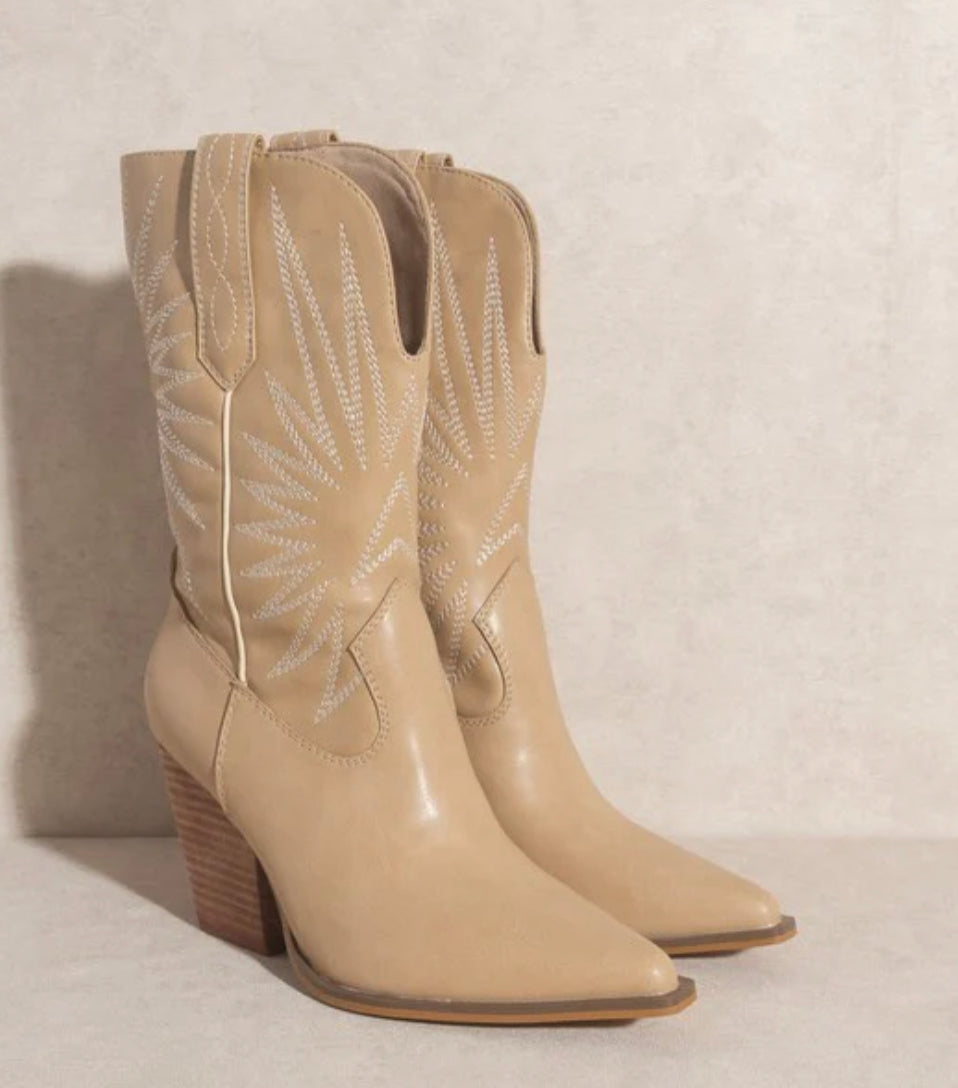 Thought You Should Know Tan Cowgirl Boots
