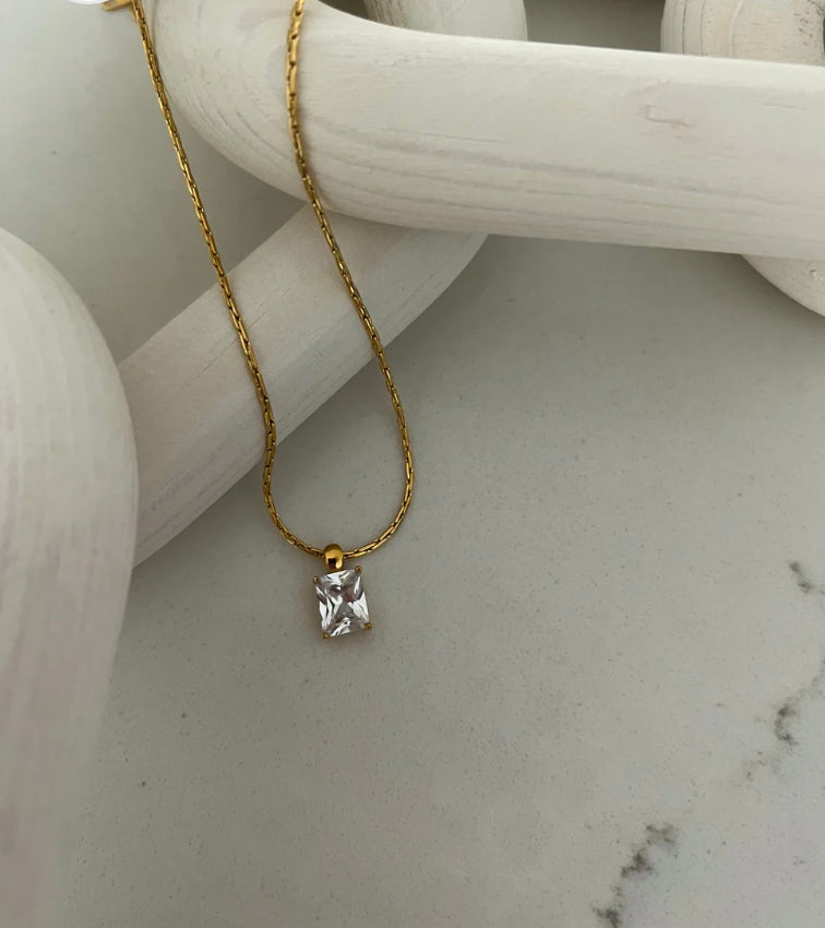 Selena Necklace
