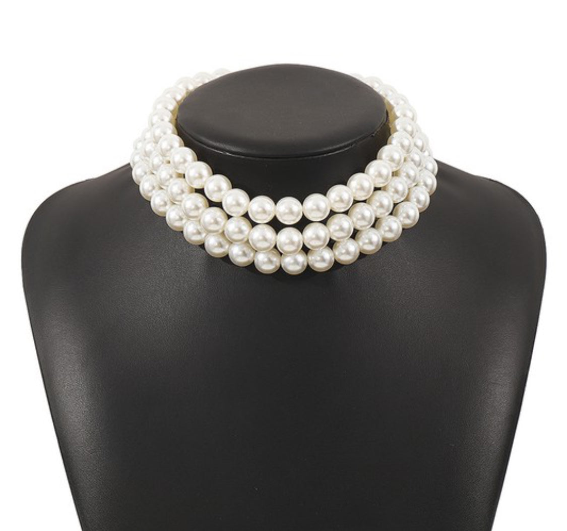 Layered Pearl Choker Necklace