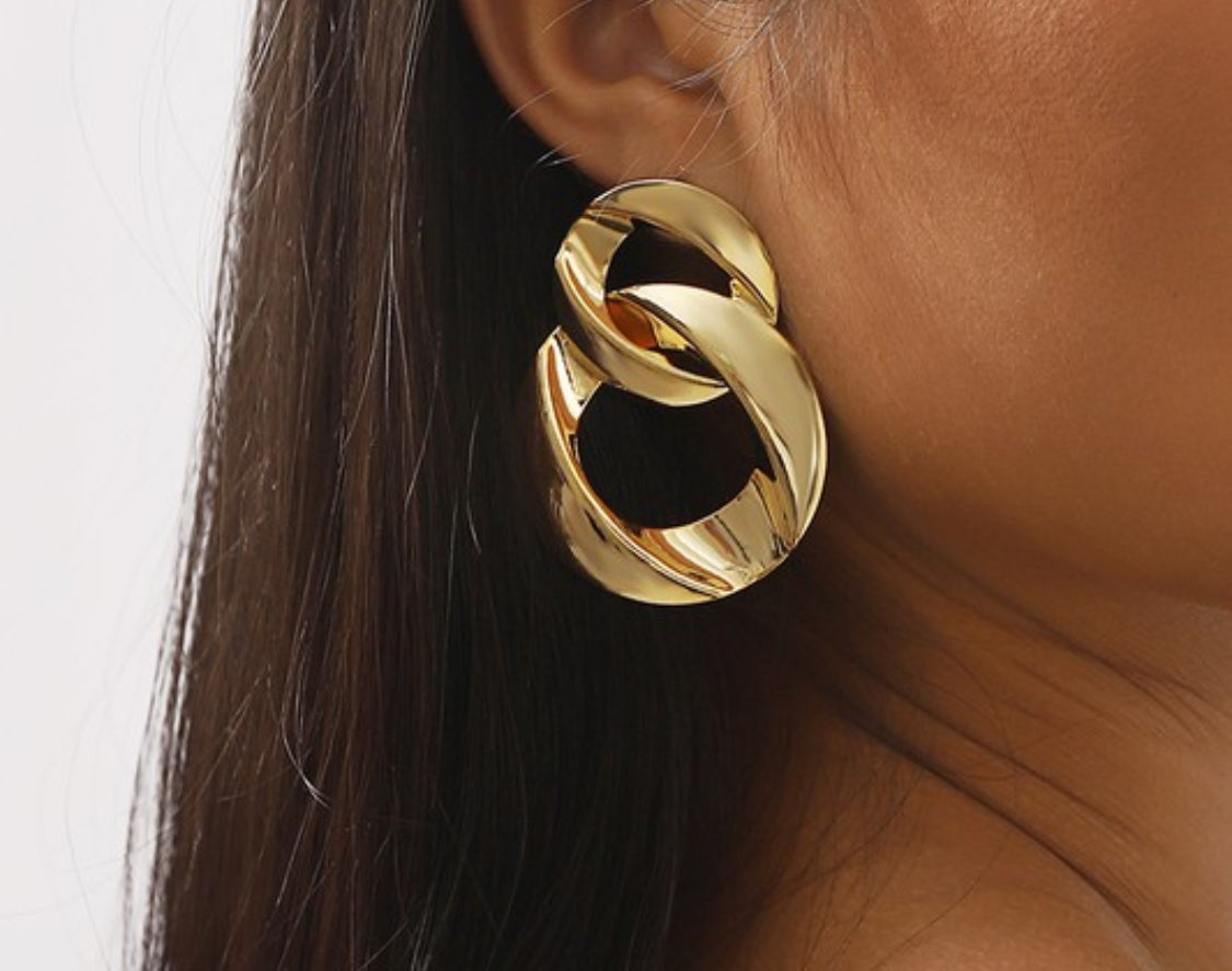 18K Plated Twist Circle Earrings