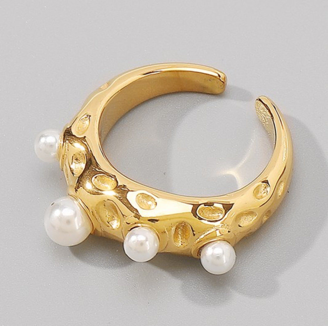 Gold-White Stone Pearl Ring